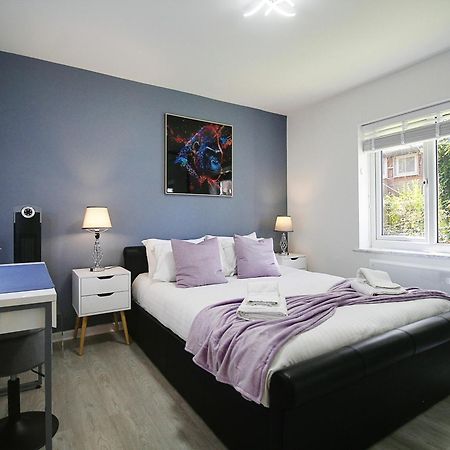 2Bdr Flat Rg1 - Free Open Parking Apartment Reading Bagian luar foto